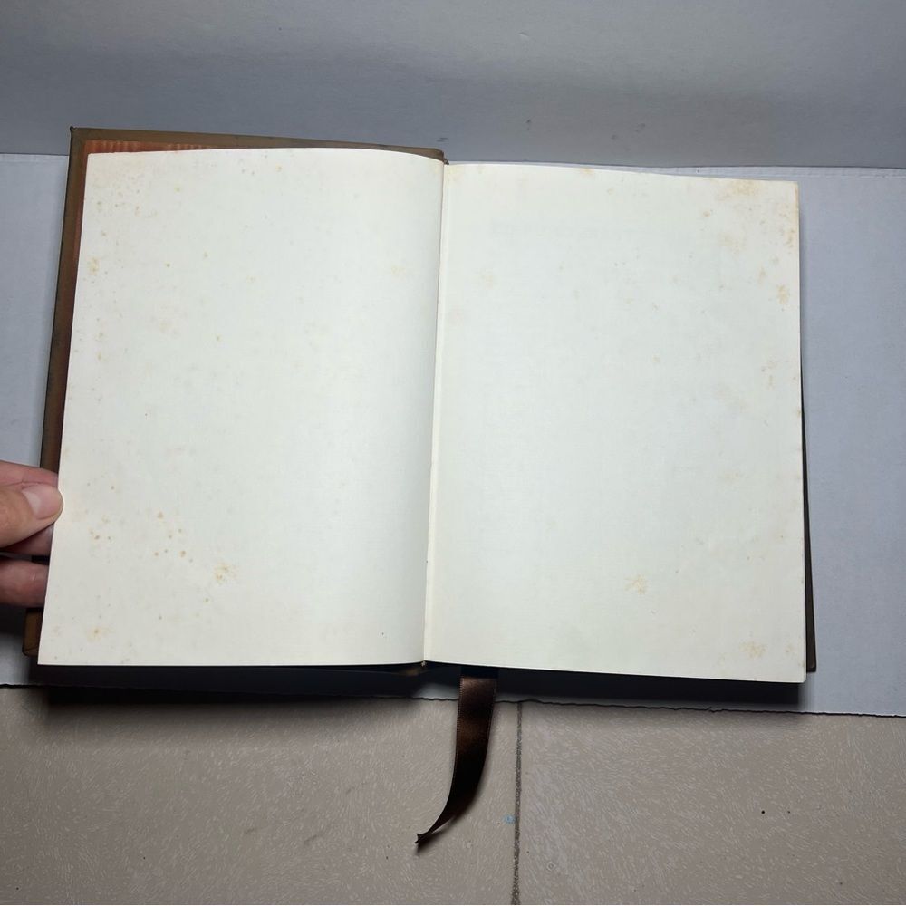 Years of Grace Book Leather Hardcover Limited Edition Historical Fiction Vintage - Picture 9 of 9